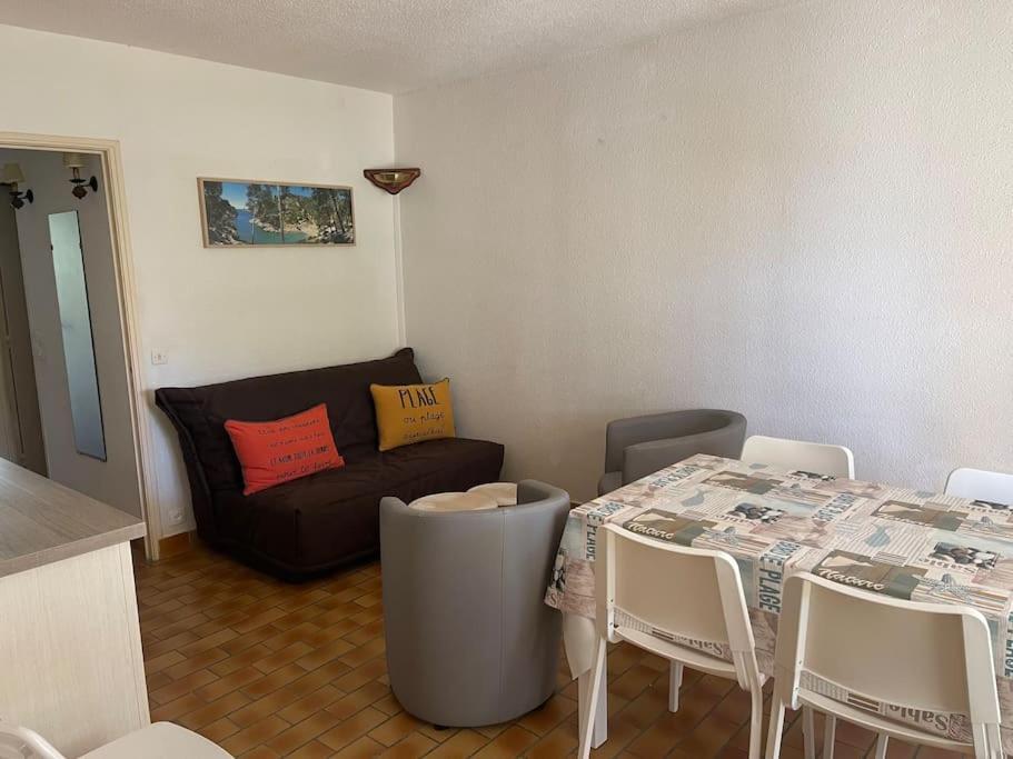 Appart-St Cyr Sur Mer-La Madrague-4Pers-Parking Saint-Cyr-sur-Mer Exterior photo